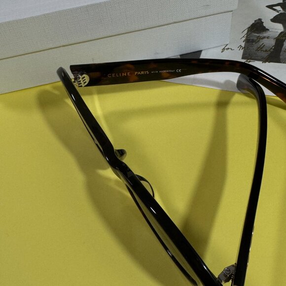 Celine Brown and Black Sunglasses Oversized Square Design - Picture 4 of 9